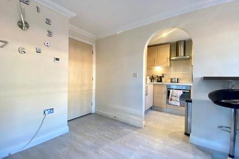 2 bedroom apartment for sale, Marchmont Place, Bracknell, Berkshire, RG12