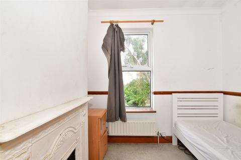20 Upper Grove Road, Belvedere, DA17 5NU