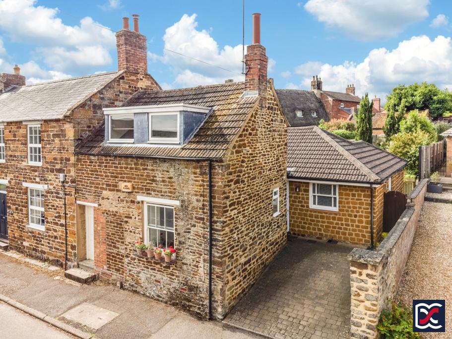Back Lane, Hardingstone NN4 3 bed semidetached house for sale £425,000