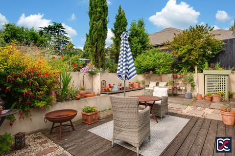 3 bedroom semi-detached house for sale - Back Lane, Hardingstone NN4