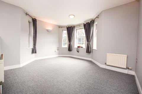 2 bedroom flat to rent, Barrington Road, Altrincham, Greater Manchester, WA14