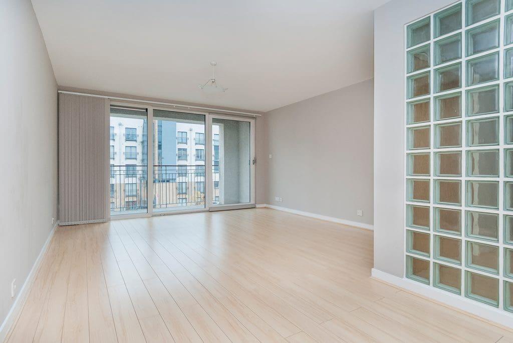 2163L East Pilton Farm Avenue... 2 bed flat - £1,275 pcm (£294 pw)