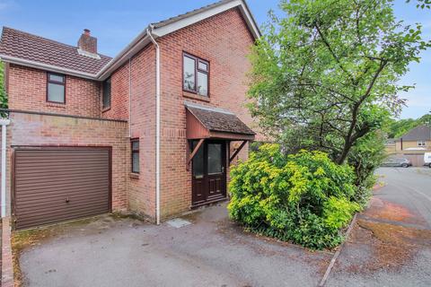 5 bedroom detached house for sale - Shawford Close, Bassett, Southampton SO16