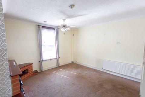 96 Gordon Road, Rochester, ME2 3HL