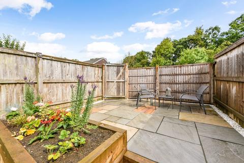 3 bedroom end of terrace house for sale, Stoneham Park, Petersfield, Hampshire