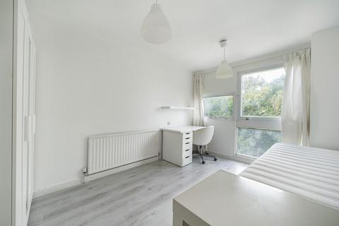 7 Morecoombe Close, Kingston Upon Thames, KT2 7JQ