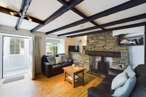 Fuchsia Cottage High Street, Boscastle, PL35 0BE