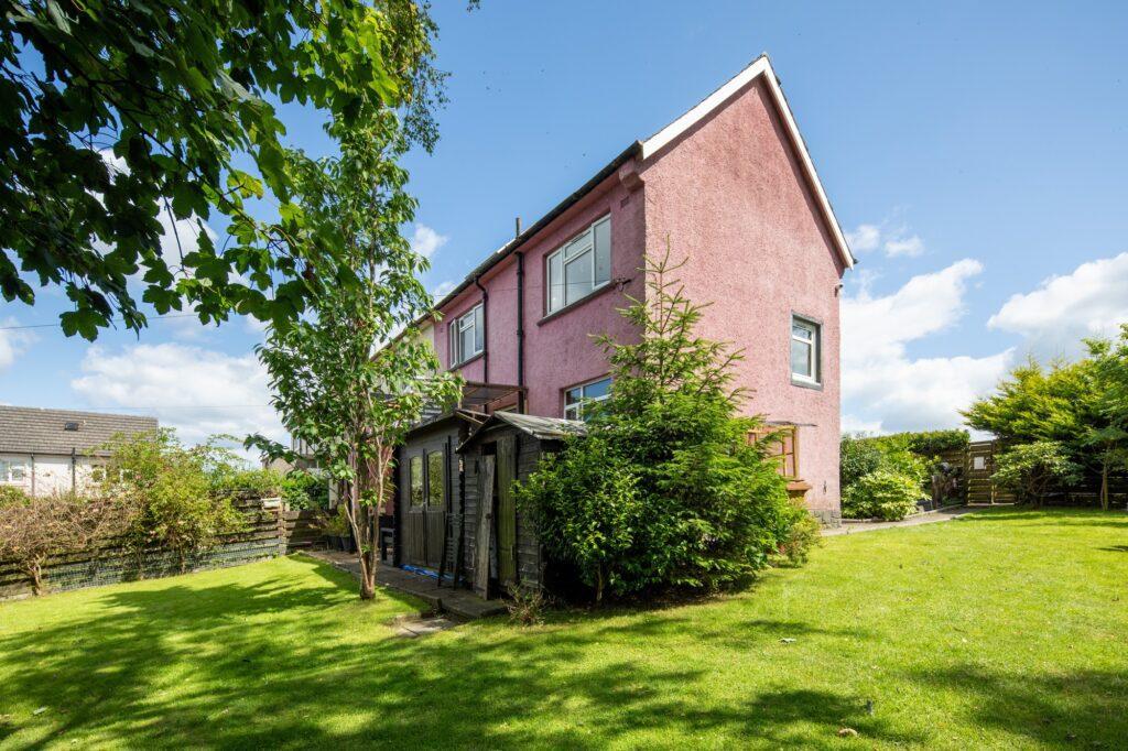 Netherplace Road, Newton Mearns 3 bed end of terrace house for sale £