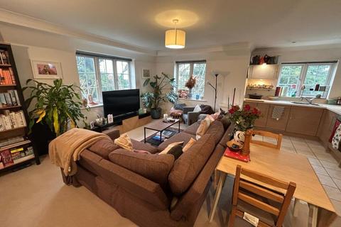 2 bedroom apartment to rent, Newbury,  Berkshire,  RG14