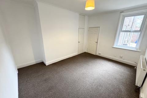 2 bedroom flat to rent, Walpole Street, Newcastle upon Tyne NE6