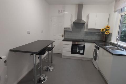 1 bedroom ground floor flat to rent, Albany Road, Earlsdon, CV5