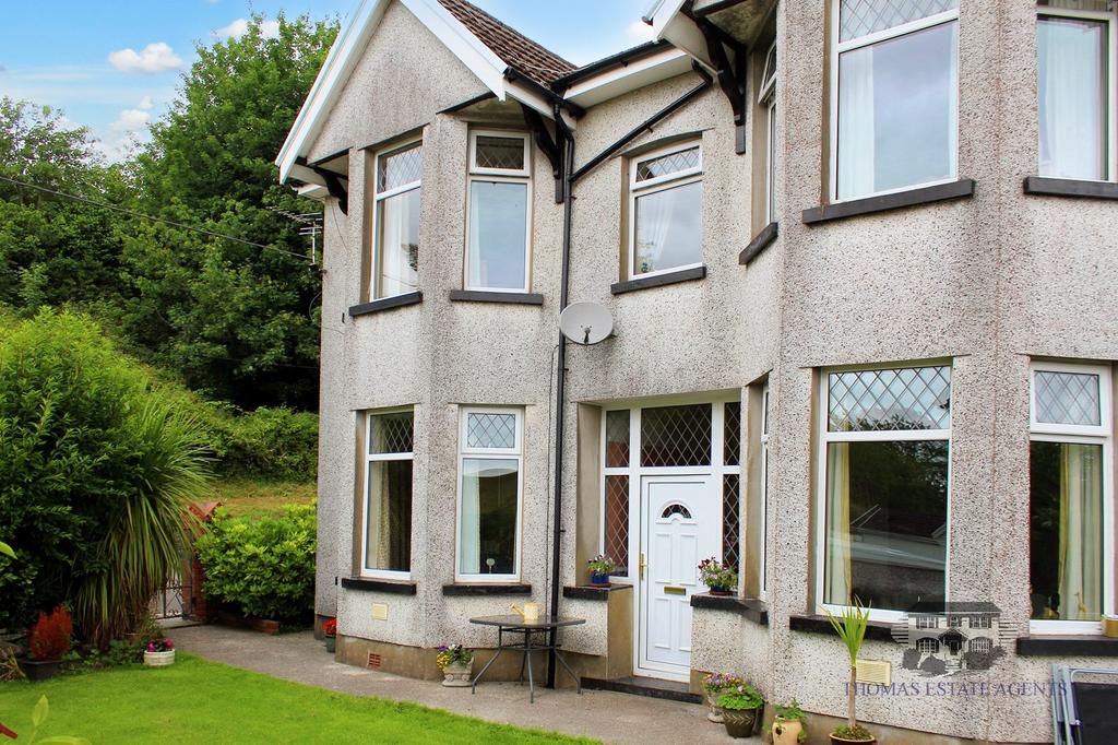 Brynbedw Road, Tylorstown, Ferndale, Rhondda Cynon Taff. CF43 3AE 5 bed