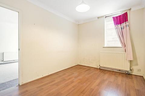 24 Ingleside Close, Beckenham, BR3 1QU