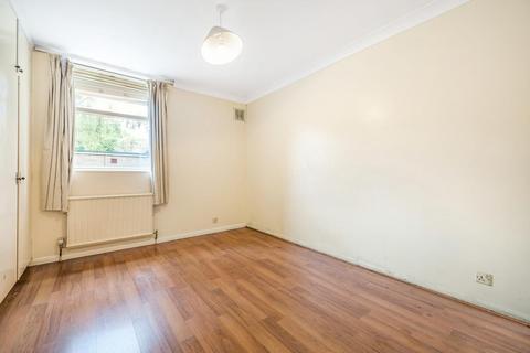 24 Ingleside Close, Beckenham, BR3 1QU