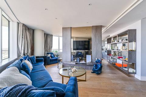 2 bedroom flat for sale, Lombard Wharf, Lombard Road, Battersea Square, London, SW11