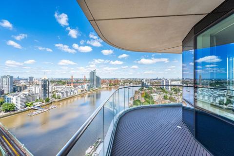2 bedroom flat for sale, Lombard Wharf, Lombard Road, Battersea Square, London, SW11