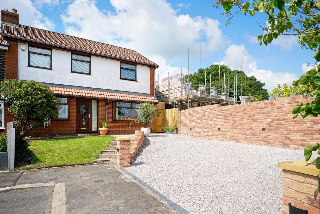 Barnfield Close, Egerton, Bolton, BL7 5 bed semidetached house for
