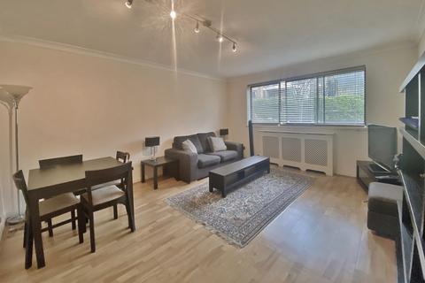 1 bedroom flat to rent, Sandringham House, Windsor Way, Hammersmith, W14