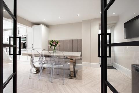 21 Foxhunter Walk, Billericay, CM11 1DZ