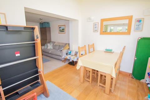 2 Cadhay Close, Ottery St Mary, EX11 1WH