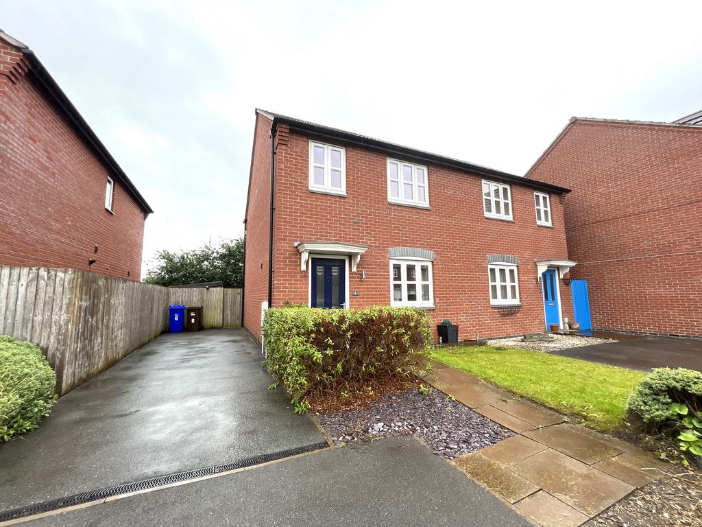 Bridgewater Road, Shobnall, BurtononTrent, DE14 3 bed semidetached