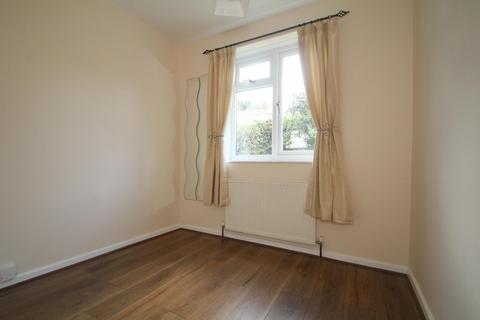 2 bedroom house to rent, The Close, East Keswick, Leeds, West Yorkshire, UK, LS17