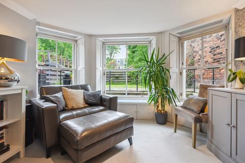 3 bedroom apartment for sale - Minto Street, Newington, Edinburgh, EH9 2BR