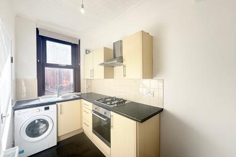 undefined, Thornton Grove, Leeds, West Yorkshire, LS12