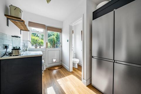 31 Ashgrove Road, Bromley, BR1 4JN