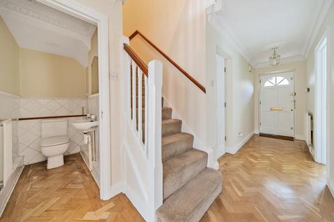 8 Hanley Place, Beckenham, BR3 1UR