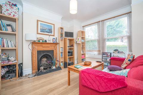 2 bedroom maisonette for sale - Princes Avenue, London, N22
