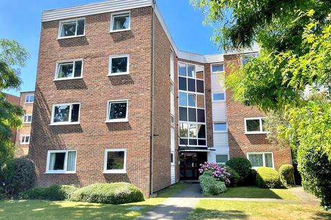 1 bedroom flat for sale, Swandrift, Riverside Road, Staines-upon-Thames, Surrey, TW18