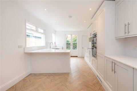 5 bedroom detached house to rent, Cathles Road, London, SW12