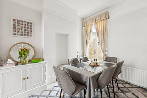 5 bedroom detached house to rent, Cathles Road, London, SW12