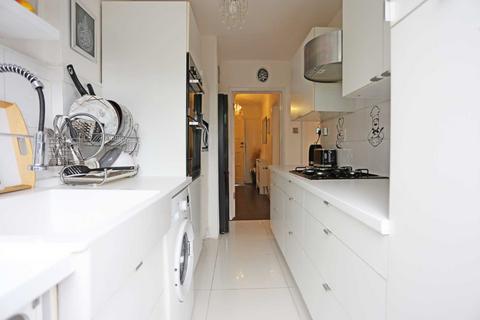 4 Alfred Road, Aveley, South Ockendon, RM15 4SU