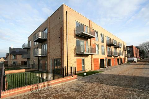 2 bedroom apartment to rent, Spring Drive, Trumpington, Cambridge, Cambridgeshire