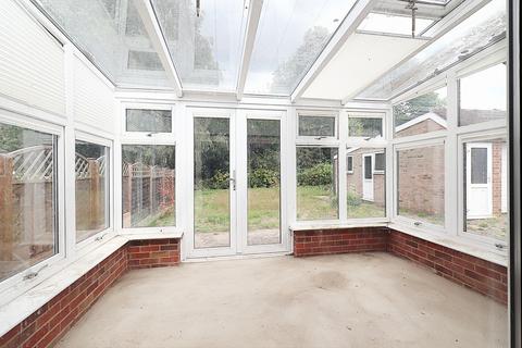 12 Kemble Drive, Bromley, BR2 8PZ