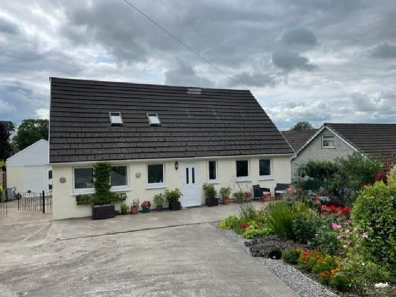 Llanfynydd, Carmarthen, Carmarthenshire. 4 bed detached house for sale
