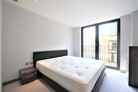 1 bedroom apartment to rent, Gowing House, Drapers Yard, London, SW18