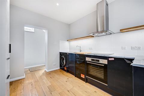 2 bedroom terraced house to rent, Garden Row, London, SE1