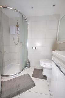 3, Heston House, 30 Wellesley Road, London, W4 4BN