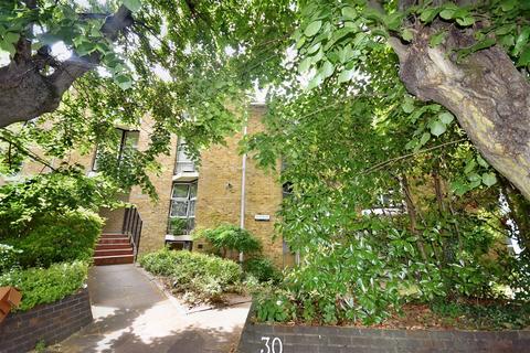 3, Heston House, 30 Wellesley Road, London, W4 4BN
