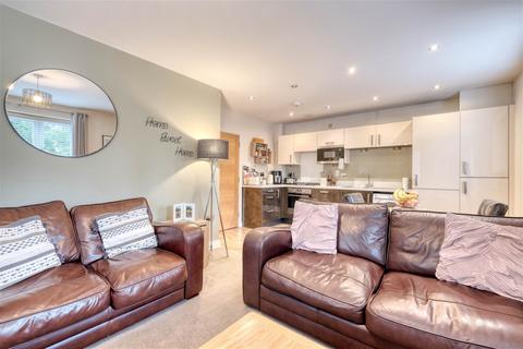 1, Manor View Berrington Close, Ipsley, Redditch, B98 0FU
