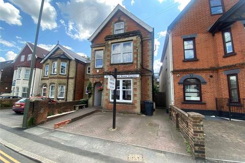 2 bedroom apartment to rent, Farnham Road, Guildford, Surrey, GU2