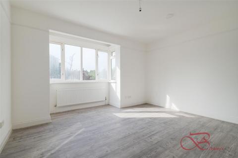 6 Roehampton Vale, London, SW15 3RY