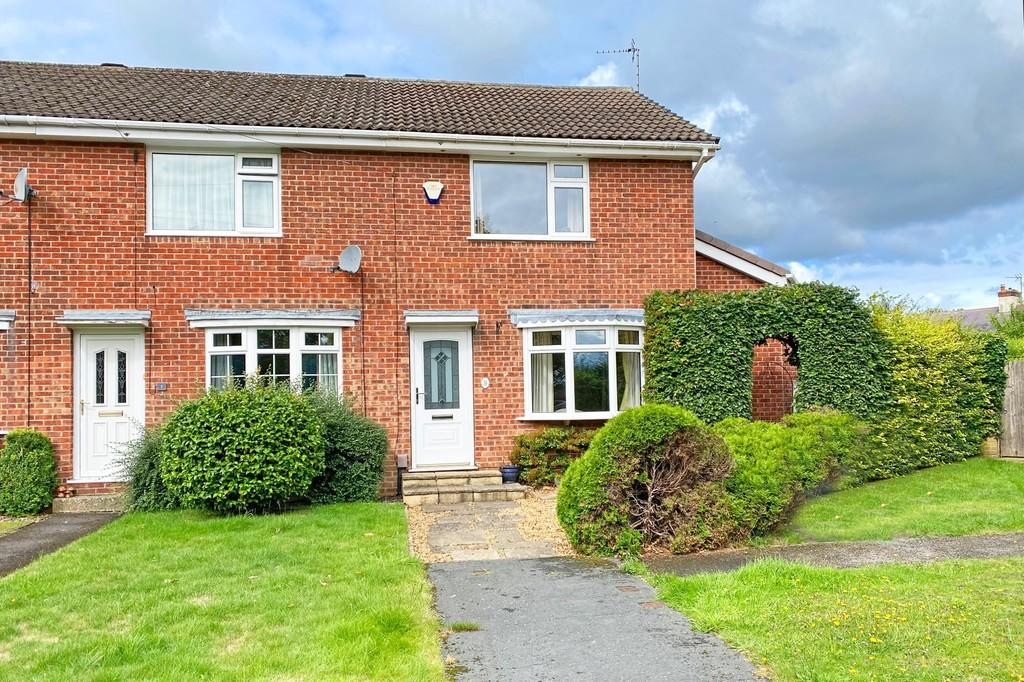 Rothbury Close, Harrogate 2 bed end of terrace house for sale £250,000