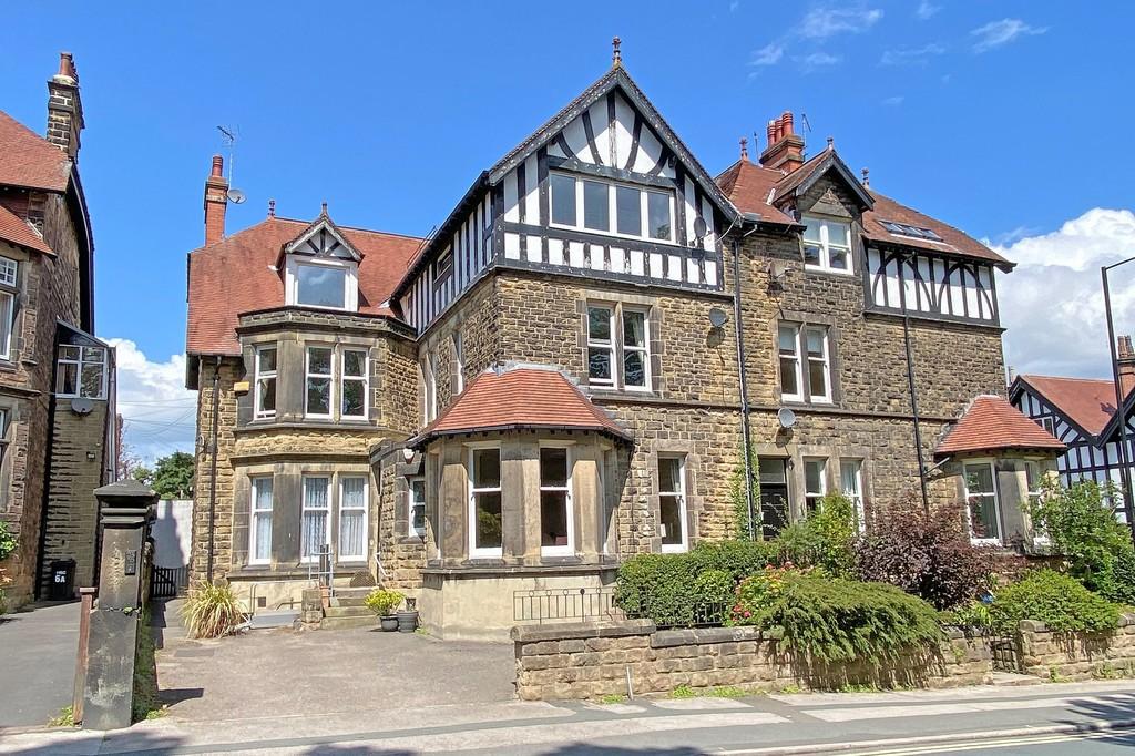 Springfield Avenue, Harrogate 3 bed apartment for sale £295,000