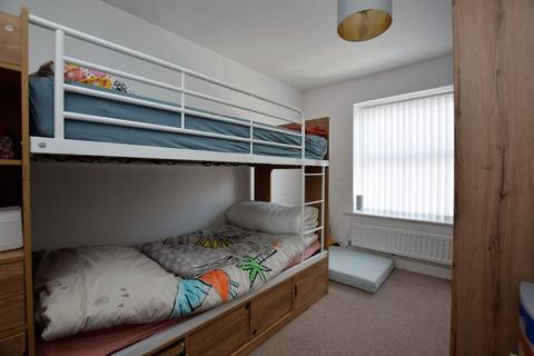 28 Tulip Tree Road, Nuneaton, CV10 9FG