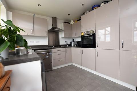 28 Tulip Tree Road, Nuneaton, CV10 9FG
