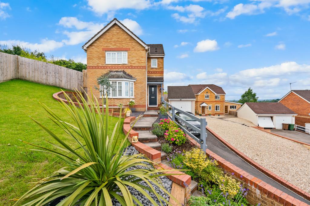 Ffordd Erw, Caerphilly 3 bed detached house for sale £350,000